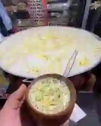 कढ़ाई वाला दूध of लखनऊ की सर्दियों में कढ़ाई वाला दूध पीना न भूलिएगा